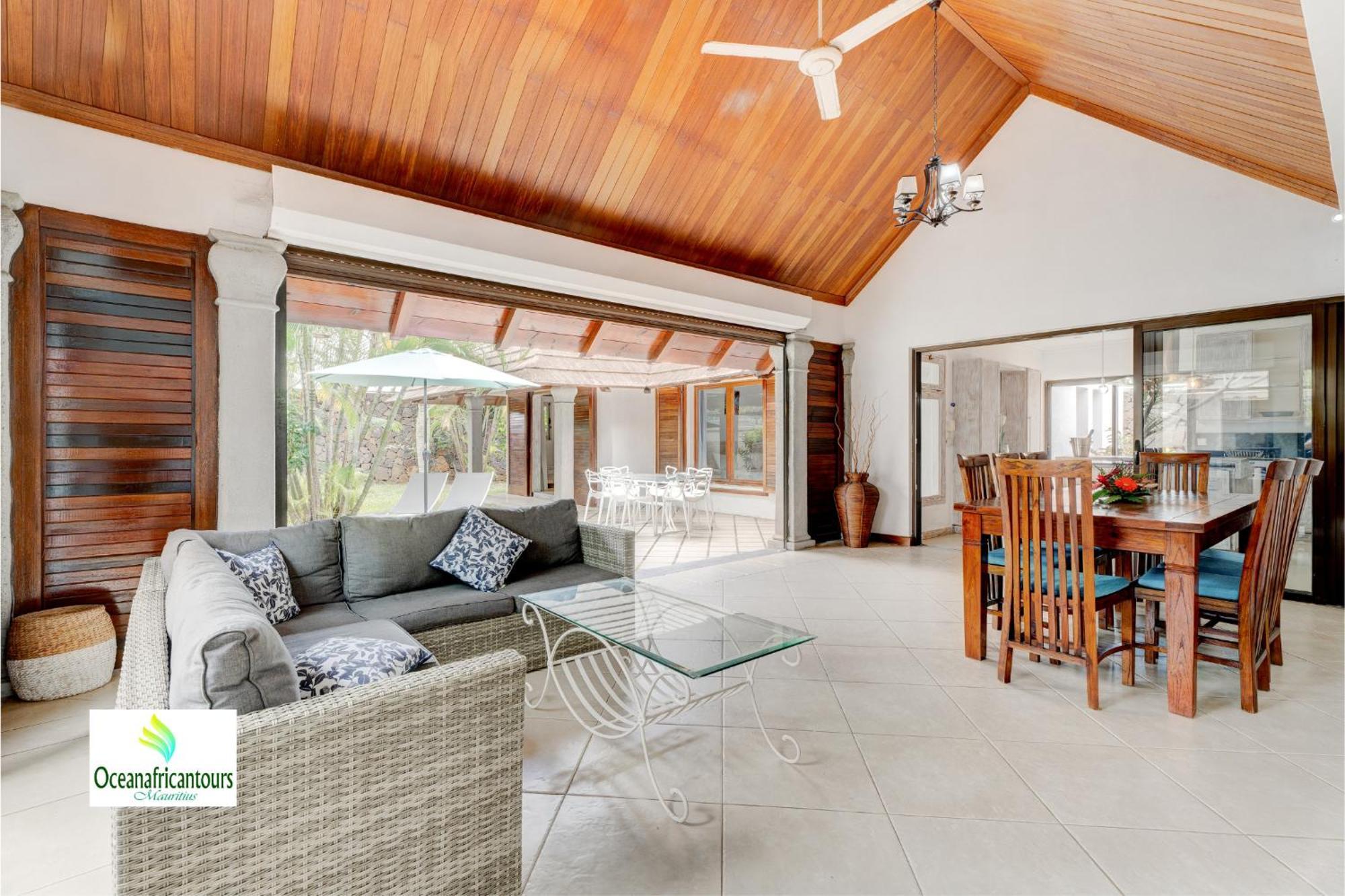 Oasis 1 Villa Tropicale グランベ エクステリア 写真